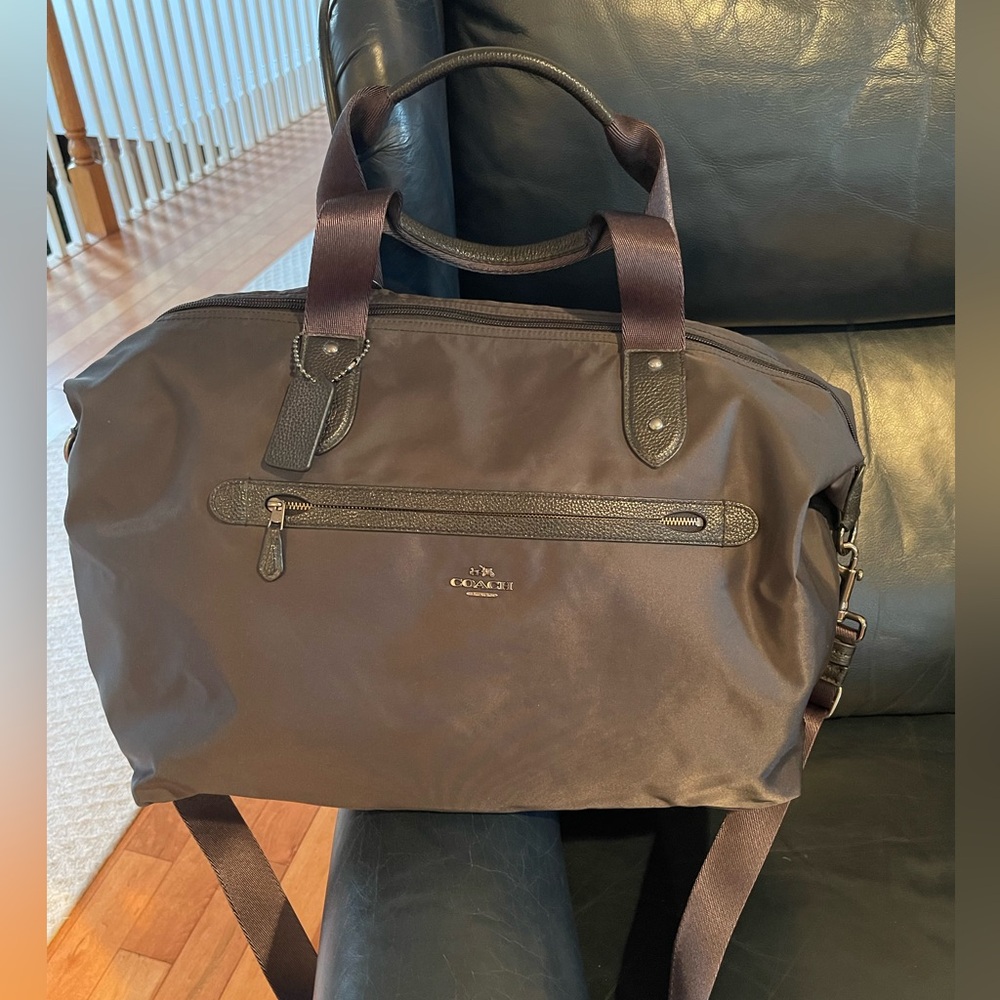 COACH Weekender 2way Boston Bag
Shoulder Bag F22347 Nylon, Leather New with Tags